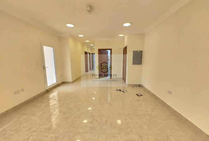 994971 - Property Image 2