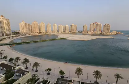 شقة - 2 غرف نوم - 3 حمامات للبيع في فيفا بحرية - جزيرة اللؤلؤة - الدوحة