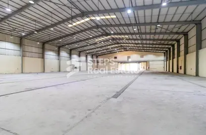 Warehouse - Studio - 2 Bathrooms for rent in Industrial Area 5 - Industrial Area - Industrial Area - Doha
