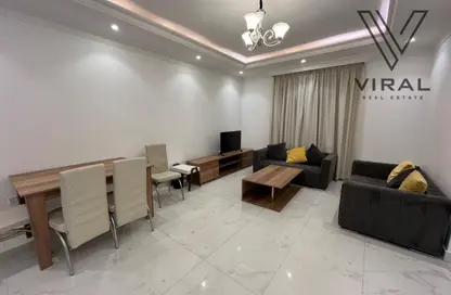 Apartment - 2 Bedrooms - 3 Bathrooms for rent in Al Darwish Building - Al Sadd - Al Sadd - Doha