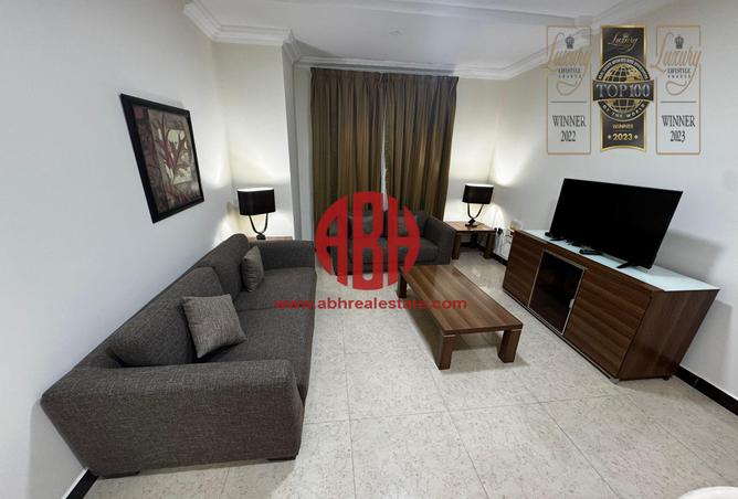 Apartment - 1 Bedroom - 2 Bathrooms for rent in Umm Ghwailina Comm - Umm Ghuwalina - Umm Ghuwailina - Doha