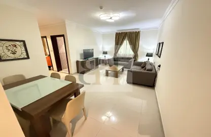 Apartment - 2 Bedrooms - 2 Bathrooms for rent in Umm Ghwailina Comm - Umm Ghuwalina - Umm Ghuwailina - Doha