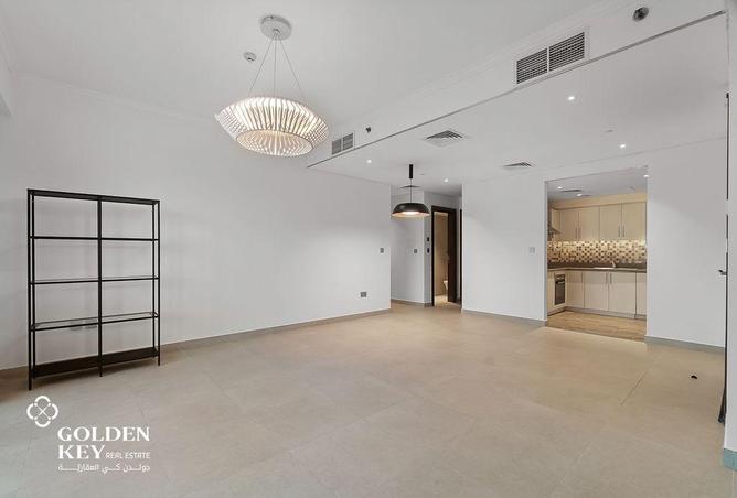 910583 - Property Image 3