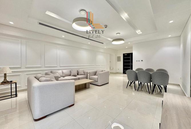 988706 - Property Image 3