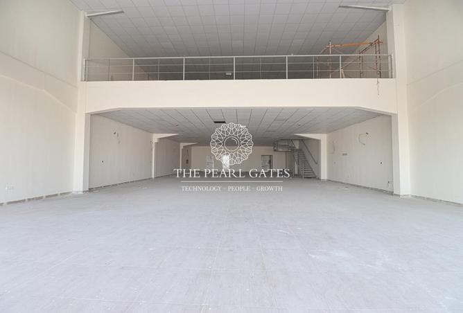 966350 - Property Image 3