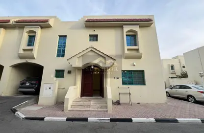 Compound - 4 Bedrooms - 4 Bathrooms for rent in Al Nuaija Street - Al Nuaija - Doha