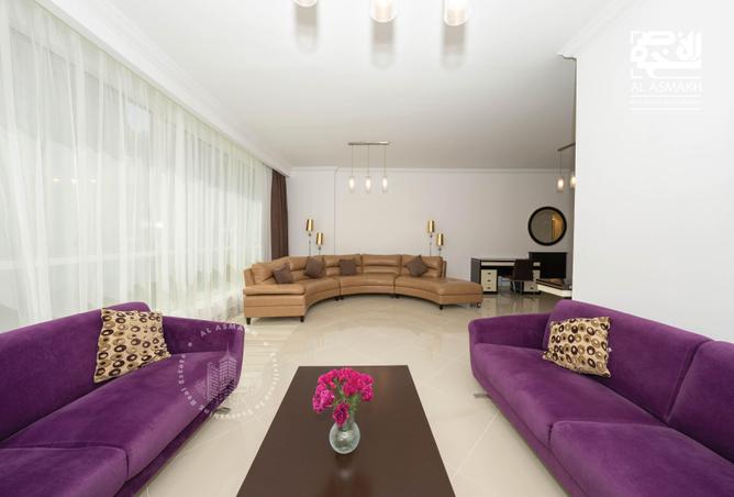 Duplex - 3 Bedrooms - 3 Bathrooms for rent in Beverly Hills Tower - West Bay - West Bay - Doha