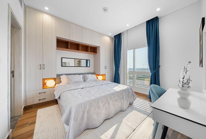 998420 - Property Image 2