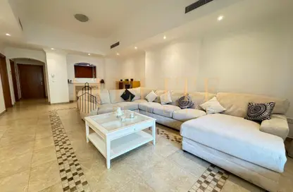 Apartment - 1 Bedroom - 2 Bathrooms for rent in East Porto Drive - Porto Arabia - The Pearl Island - Doha