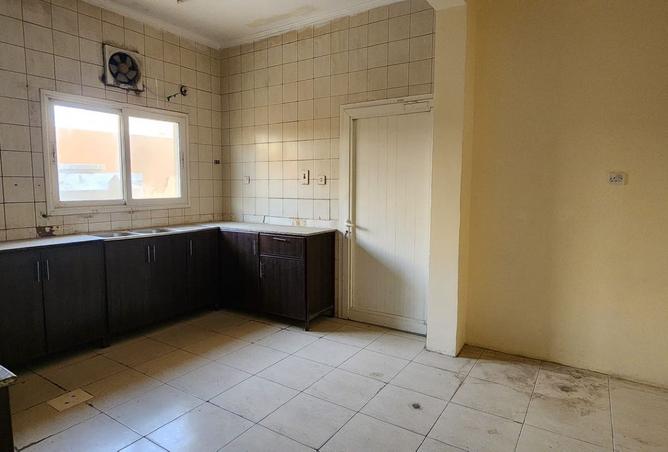 931437 - Property Image 2