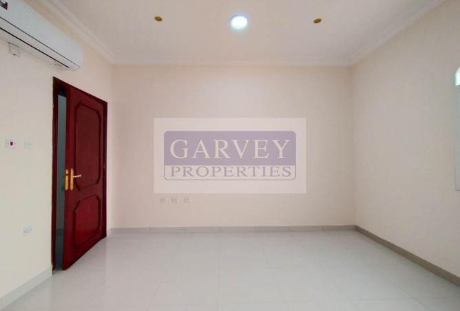 964682 - Property Image 3