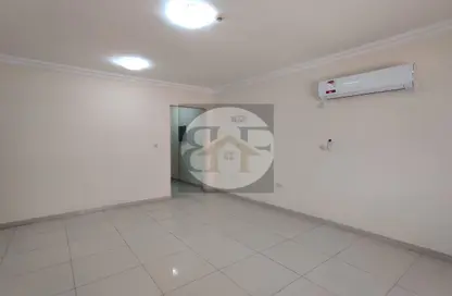 Apartment - 2 Bedrooms - 2 Bathrooms for rent in Al Sadd Road - Al Sadd - Doha