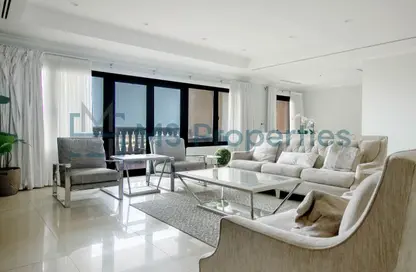 Apartment - 3 Bedrooms - 5 Bathrooms for rent in West Porto Drive - Porto Arabia - The Pearl Island - Doha