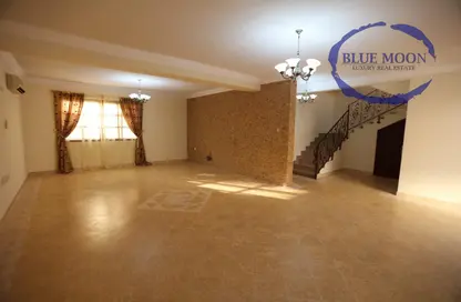 مجمع سكني - 3 غرف نوم - 4 حمامات للايجار في شارع  بو هامو - أبو هامور - الدوحة