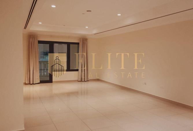 965315 - Property Image 2