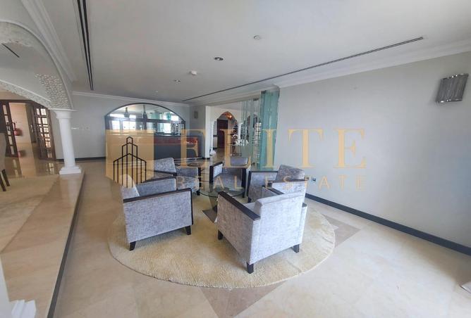 942208 - Property Image 2