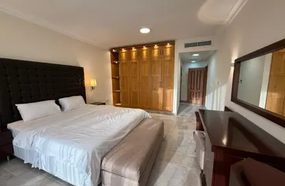 Apartment - 2 Bedrooms - 3 Bathrooms for rent in Al Sadd Road - Al Sadd - Doha