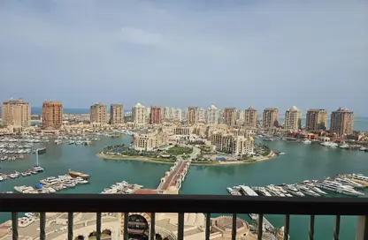 Apartment - 5 Bedrooms - 6 Bathrooms for rent in Porto Arabia - The Pearl Island - Doha