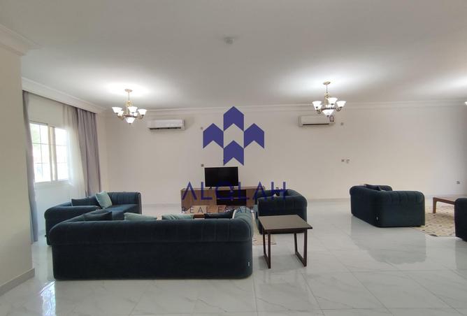 997825 - Property Image 2