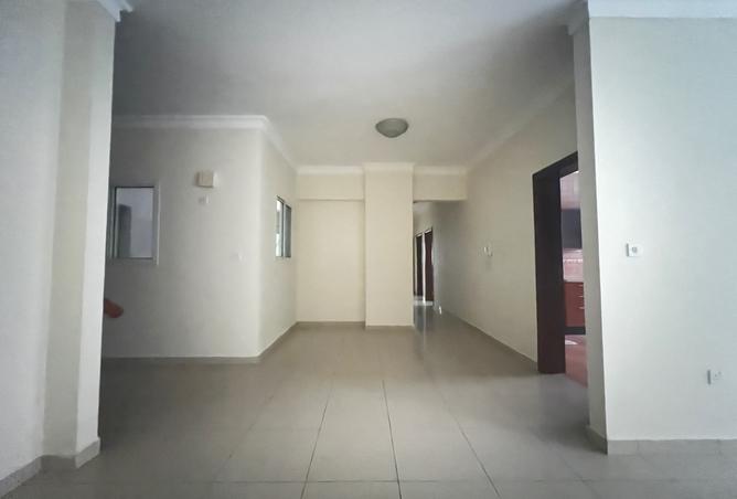 951640 - Property Image 3