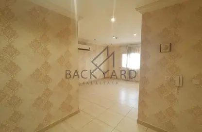 Apartment - 3 Bedrooms - 3 Bathrooms for rent in Al Sadd Road - Al Sadd - Doha