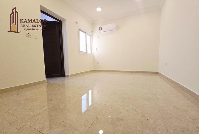 968598 - Property Image 2