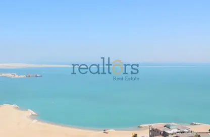 Apartment - 2 Bedrooms - 3 Bathrooms for sale in Tower 29 - Viva Bahriyah - The Pearl Island - Doha