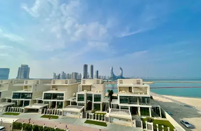 Apartment - 1 Bedroom - 2 Bathrooms for rent in Crystal Residence - Gewan Island - The Pearl Island - Doha