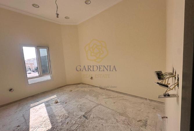 1000550 - Property Image 2