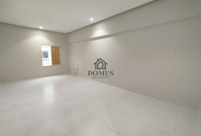 977707 - Property Main Image