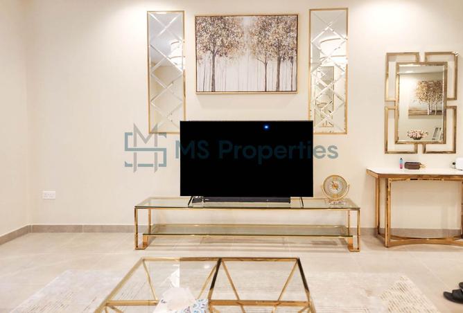 985407 - Property Image 3