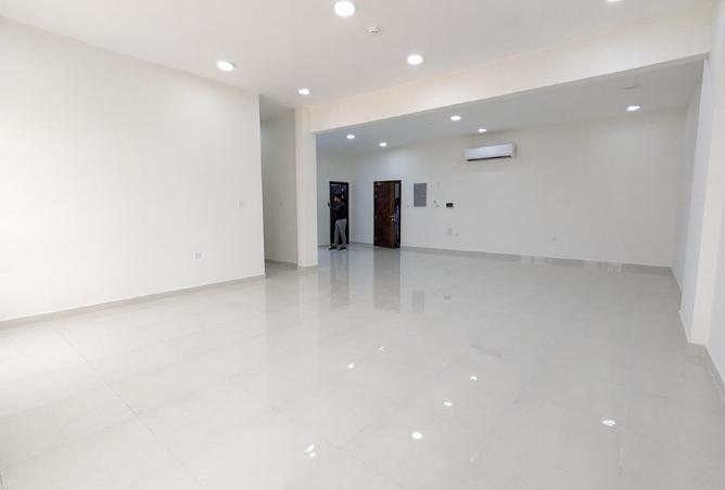 977076 - Property Image 2