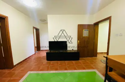 Apartment - 2 Bedrooms - 1 Bathroom for rent in Najma Street - Najma - Doha