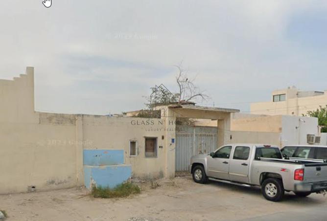 947739 - Property Image 2