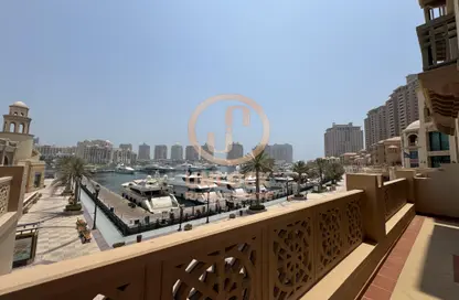 تاون هاوس - 2 غرف نوم - 3 حمامات للايجار في طريق بورتو الشرقي - بورتو أرابيا - جزيرة اللؤلؤة - الدوحة