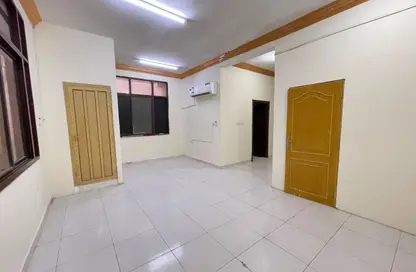 شقة - 2 غرف نوم - 2 حمامات للايجار في شارع  بو هامو - أبو هامور - الدوحة