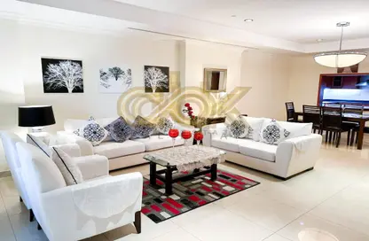 Apartment - 1 Bedroom - 2 Bathrooms for rent in East Porto Drive - Porto Arabia - The Pearl Island - Doha