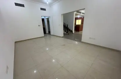 Villa - 5 Bedrooms - 5 Bathrooms for rent in Al Gharrafa - Al Gharrafa - Doha