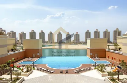 Apartment - 3 Bedrooms - 4 Bathrooms for rent in Al Mutahidah Tower - Viva Bahriyah - The Pearl Island - Doha