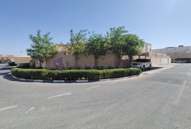 978735 - Property Image 3