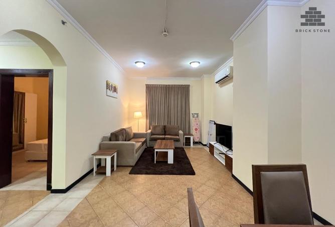 962257 - Property Image 2