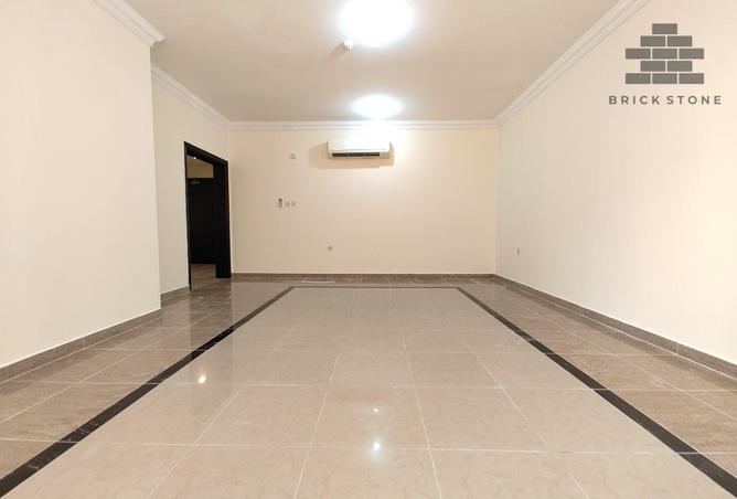926993 - Property Main Image