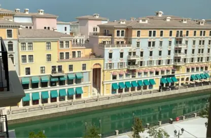 Apartment - 1 Bedroom - 2 Bathrooms for rent in Qanat Quartier - The Pearl Island - Doha