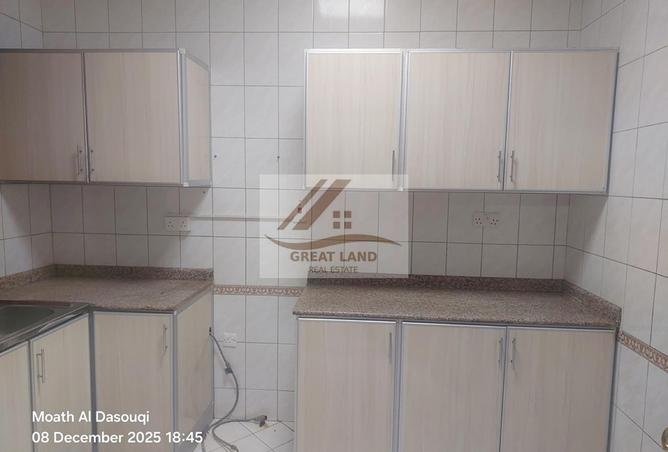 985910 - Property Image 3