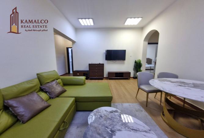 953941 - Property Image 2