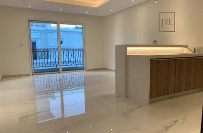 Empty Room image for: Villa - 5 Bedrooms - 6 Bathrooms for rent in Viva East - Viva Bahriyah - The Pearl Island - Doha, Image 1