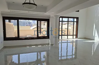 Apartment - 4 Bedrooms - 3 Bathrooms for rent in Porto Arabia Townhouses - Porto Arabia - The Pearl Island - Doha