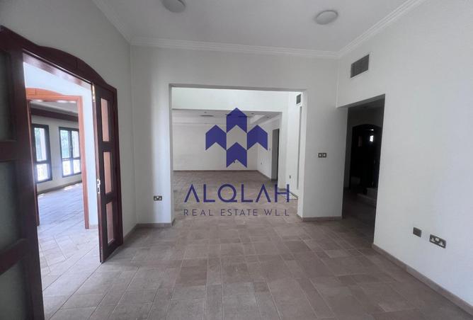 945353 - Property Image 3