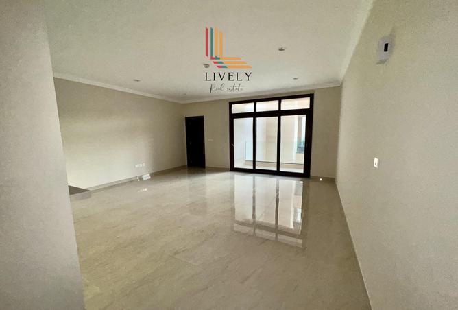 949101 - Property Image 2