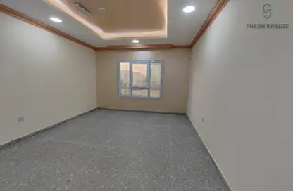 شقة - 2 غرف نوم - 2 حمامات للايجار في شارع المطار القديم - طريق المطار القديم - الدوحة